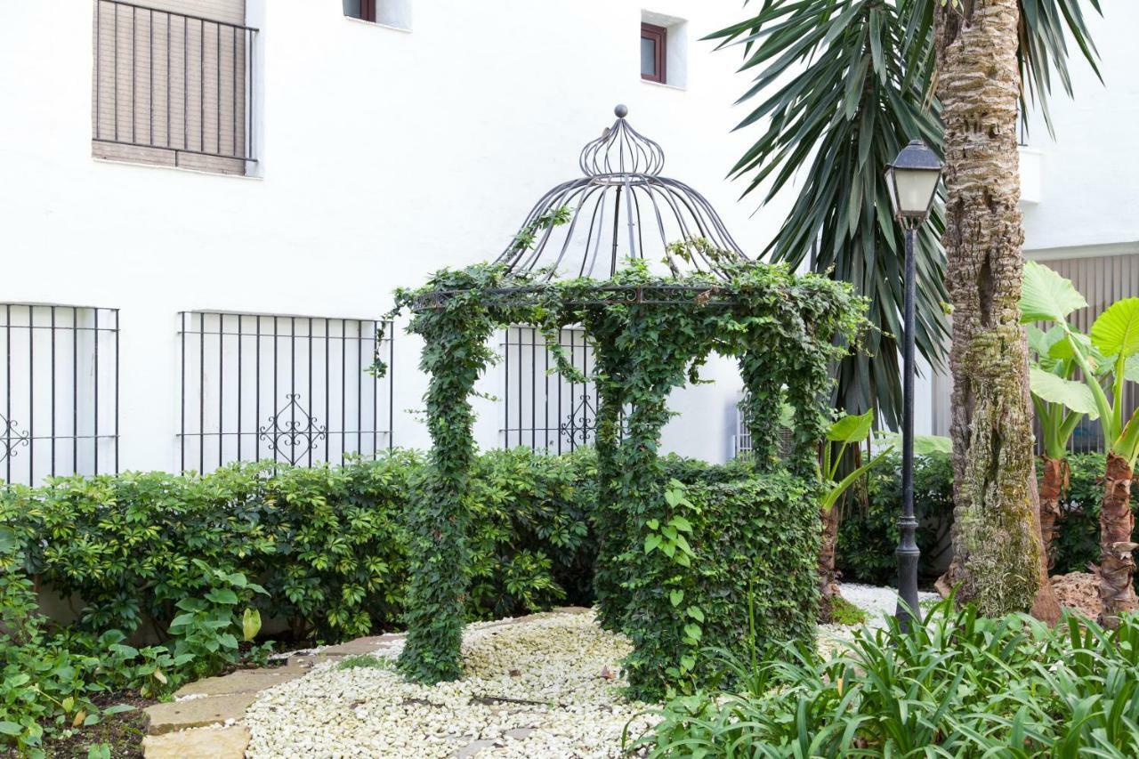 Puerto Banus Jardines Del Puerto Apartment For Up To 6 Gardens, Pools, Garage, Wifi, Terrace 马尔韦利亚 外观 照片